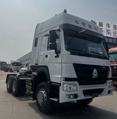 Автомобиль с гидравлической рулевой системой и шасси Sinotruk