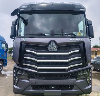 2024 Heavy Duty HOWO 6X4/4X4 10/8 Колесо Использованный тягательный транспортный грузовик Голова с шинами