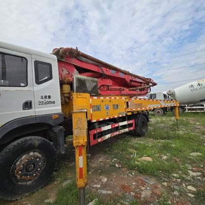Донгфэнгский насосный грузовик и шасси Sinotruk - идеальное сочетание для насоса воды