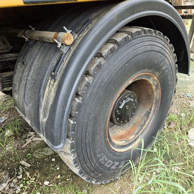 Насосный грузовик с шасси Sinotruk с кабиной кондиционера и гидравлическим управлением