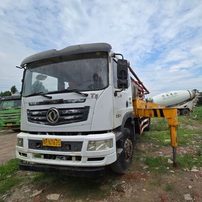 12100.000kg Пакет валовой массы используемый грузовой грузовик с шасси и шинами Sinotruk