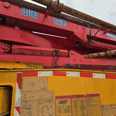 12100.000kg Пакет валовой массы используемый грузовой грузовик с шасси и шинами Sinotruk