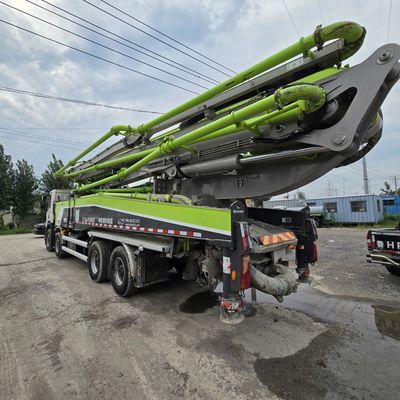 Шины и отремонтированные насосные машины для белого шасси Sinotruk в стиле переднего подъема