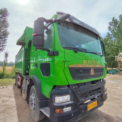 6X4 Sinotruk Dump Truck Шасси тяжелой грузовой коробки из углеродистой стали Моторная емкость 4-6 л