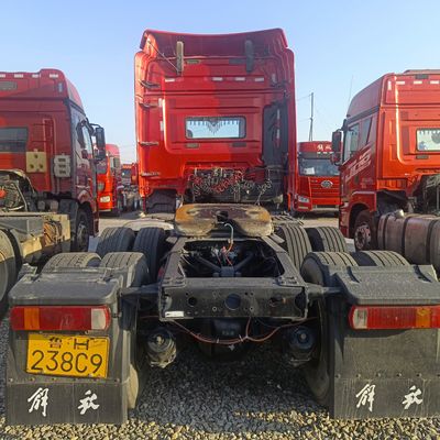 420 лошадиных сил FAW 6X4 трактор с ручной трансмиссией и 6 месяцев послепродажного обслуживания