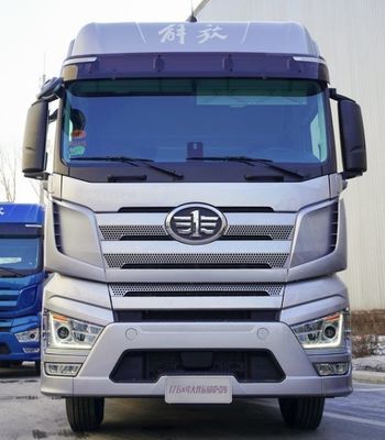 Тяжеловесное тяговое транспортное средство 6x4 с воздушной подвеской и гидравлическим рулевым управлением
