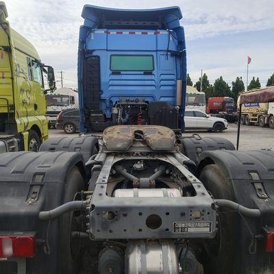 8×4 Zz4257n3247e1h 480 л.с. СНГ полуприцепный буксир с 1000 л топливным баком и ≤5 сиденьями