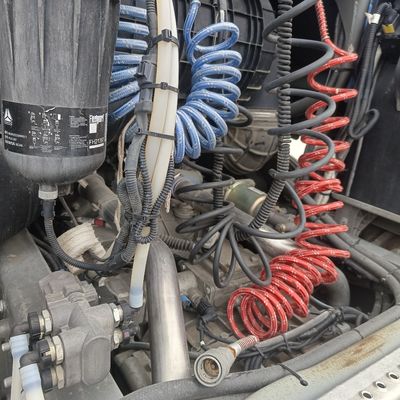 8×4 Zz4257n3247e1h 480 л.с. СНГ полуприцепный буксир с 1000 л топливным баком и ≤5 сиденьями