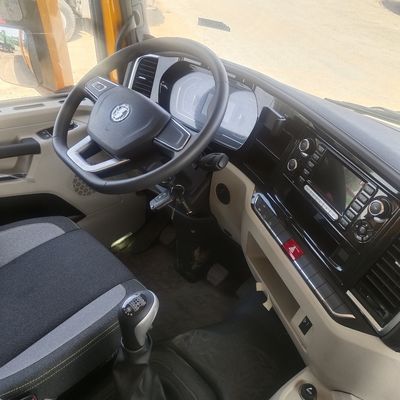Рыночные грузовики с безтрубными шинами от National Heavy Duty Truck Delong
