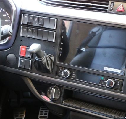 Высокий крутящий момент используется FAW J6V CNG 375/420HP трактор грузовик голова с несколькими передними передачами