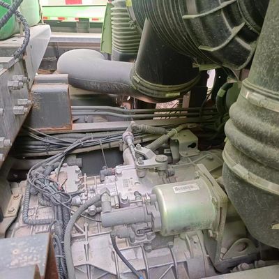 По заказам многоцелевой мусоровоз с дизельным двигателем и гидравлическим рулевым управлением