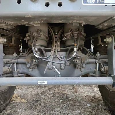 Шасси грузовика Sinotruk из углеродистой стали, материал грузовой коробки и стандарт выбросов Евро 3