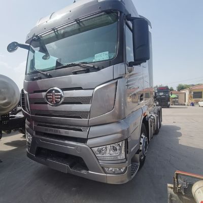 Подержанный грузовик FAW G7 с грузоподъемностью 31-40 т и конструкцией безтрубных шин