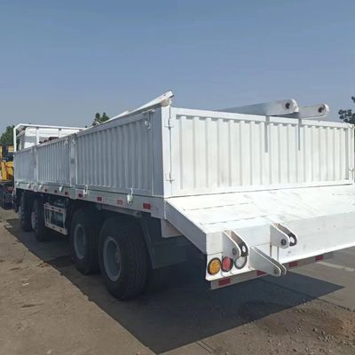 Устойчивый HOWO 371 Дамп для строительства 6.8x2.5x3.8m 30-дневная гарантия возврата денег