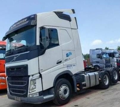 Использованный трактор Volvo prime s Усовершенствован до 460 л.с. 6X2r National V с гидравлическим рулевым управлением