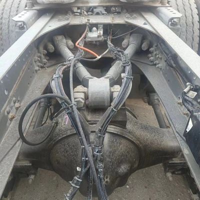 Тракторный грузовик Shandeka G7 с мощностью 351-450 л.с. сертифицированный CNHTC по стандарту ISO
