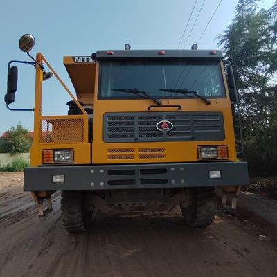 Грузовой трактор с высокой мощностью 351-450 л.с. с шасси Sinotruk и гидравлическим рулевым управлением