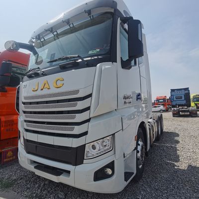 Dongfeng Shacman 7-тонный прицеп с 400-литровым топливным баком и автоматической трансмиссией