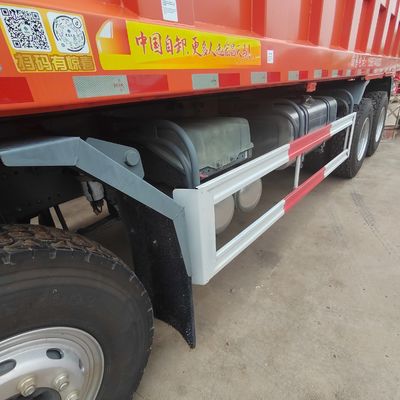 Передний стиль подъема используется Sinotruk HOWO 6*4 грузовик с откидкой для перевозки тяжелых грузов