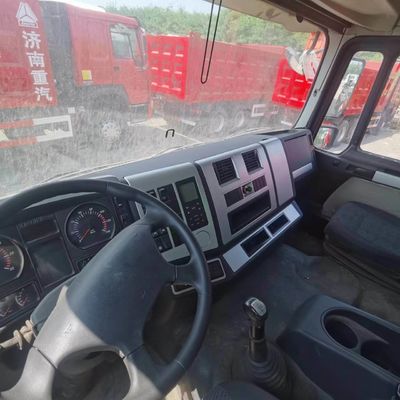 Тяжелый Sinotruk шасси с передним подъемным стилем и гидравлическим рулем
