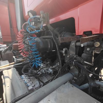 Устойчивый 30 т грузоподъемность HOWO T7 гидравлический рулевой грузовик для рынков страны