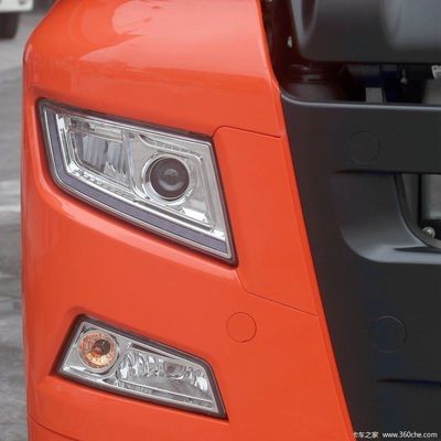 Буксирующий полуприцеп 6X4 тяжелый грузовик Shacman с топливным баком 1000 л и сиденьями ≤5