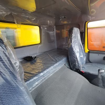 Промышленный сброс с тяжелыми грузовиками 6X4 Sinotruck Hauler Truck и гидравлическим рулевым управлением