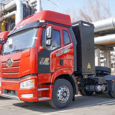 Транспорт грузов Электрический трактор FAW Jiefang J6p 6X4 460 л.с. с пробегом 100000 км