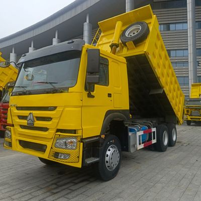 6×4 приводное колесо Углеродная стальная грузовая коробка Использованный грузовик с шинами и шасси Sinotruk