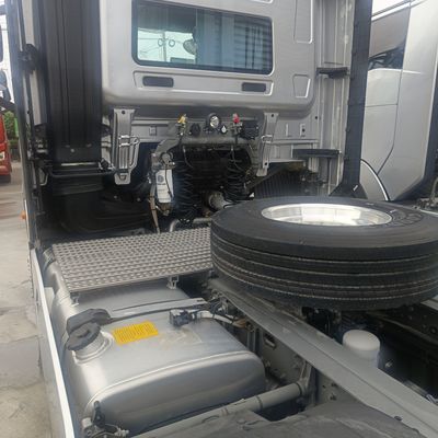 460 HP FAW Тракторный грузовик Цены для ваших потребностей в бизнесе Доступные варианты Сиденья ≤5