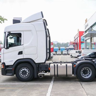 8700.000kg Scania National VI 450 л.с. Г-серия 6X2r тракторная модель с ручной коробкой передач