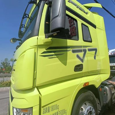 Sinotruck 560HP наклонный трейлер с 1000L топливным баком в настройке опций