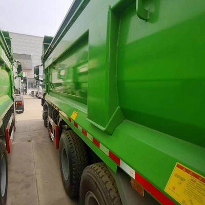 Продажа грузовиков Sinotruk с гидравлическим рулевым шасси и с нормами выбросов Euro 5