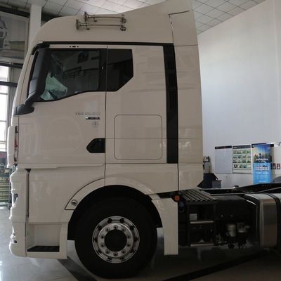 560 л.с. Тяжелый трактор 6х4 с воздушной подвеской