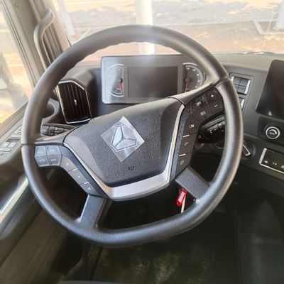ZZ4257N3247E1H Sinotruk Шасси Shandeka Дизельный тракторный грузовик для тяжелой перевозки