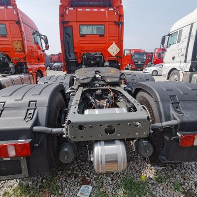 Шакман с грузовиком с грузовыми коробками из углеродистой стали ≤5 600L топливный бак воздушная подвеска