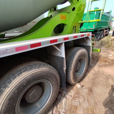 15-20 кубических X4 Sinotruck HOWO 371HP Бетономеситель для ≤5 мест и 6 месяцев