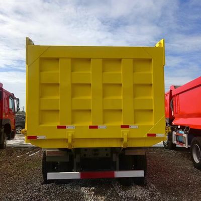 12100.000kg Китайские подержанные машины транспортировки HOWO Дамп-грузовик с углеродной стальной грузовой коробкой