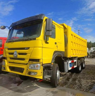 Sinotruk Шасси Подержанный грузовик для сброса грузов Транспортное средство Самосбросный грузовик с шинами