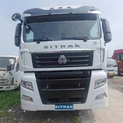 Сиденье с воздушной подвеской и 600L топливный бак Sinotruck Тракторный грузовик для буксировки полуприцепа
