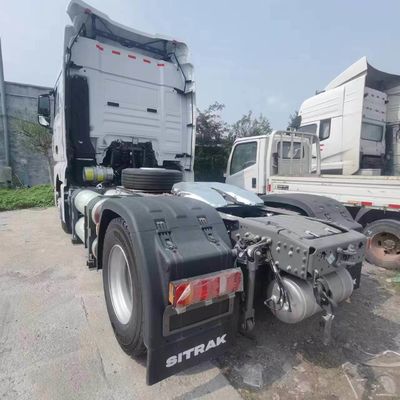 Сиденье с воздушной подвеской и 600L топливный бак Sinotruck Тракторный грузовик для буксировки полуприцепа
