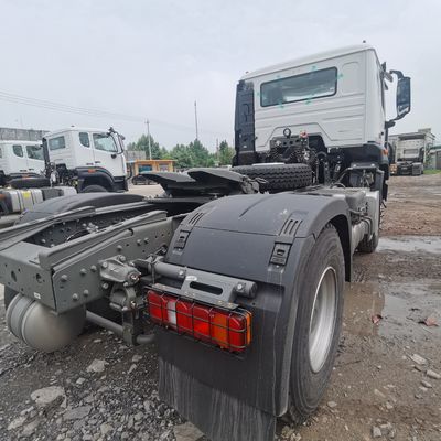 Подержанный тракторный грузовик Sinotruk с возвратом денег и гидравлическим рулевым управлением