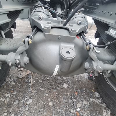 Тяжеловесное автотранспортное средство для буксировки полуприцепа Приводное колесо 4×2 1000L топливный бак