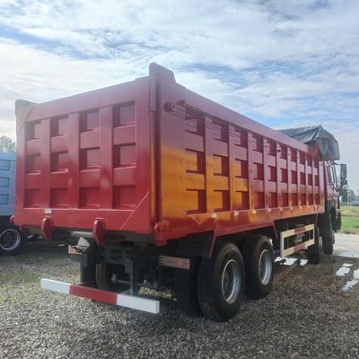 Использованное горнодобывающее оборудование Sinotruck Tipper Truck с грузоподъемностью 40 т в долларах США