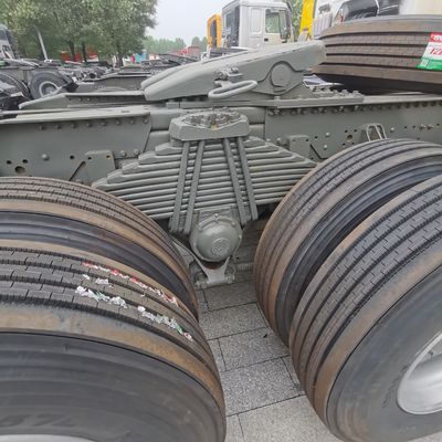 Использованная головка трактора с 600 л топливным баком для буксировки полуприцепа