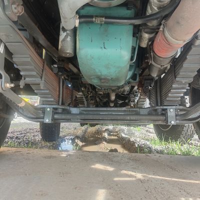 Прочный грузовик Hovo 6X4 LHD с 6-месячным послепродажным обслуживанием и 371 лошадиной силой
