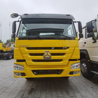 8800.000kg Пакет валовой вес Sinotruck Дизельный трактор для буксировки полуприцепа