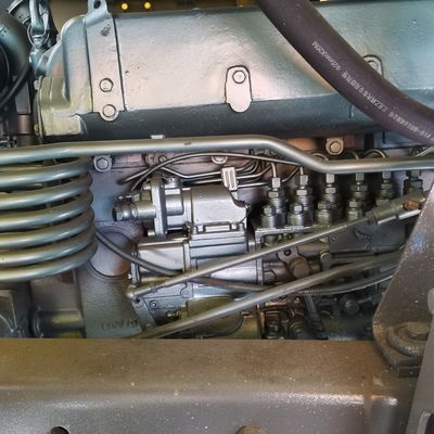 400L топливный бак 371HOWO грузовик-трактор с конструкцией безтрубной шины и мощностью двигателя 8L