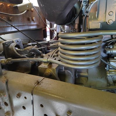Подержанный грузовик с подъемником Shacman 6X4 10 колесный грузовик с подъемником