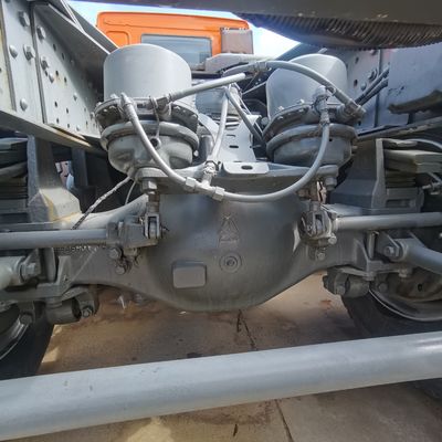 Сильная тяговая способность 400 л топливный бак дизельный тягач для тяги полуприцепов
